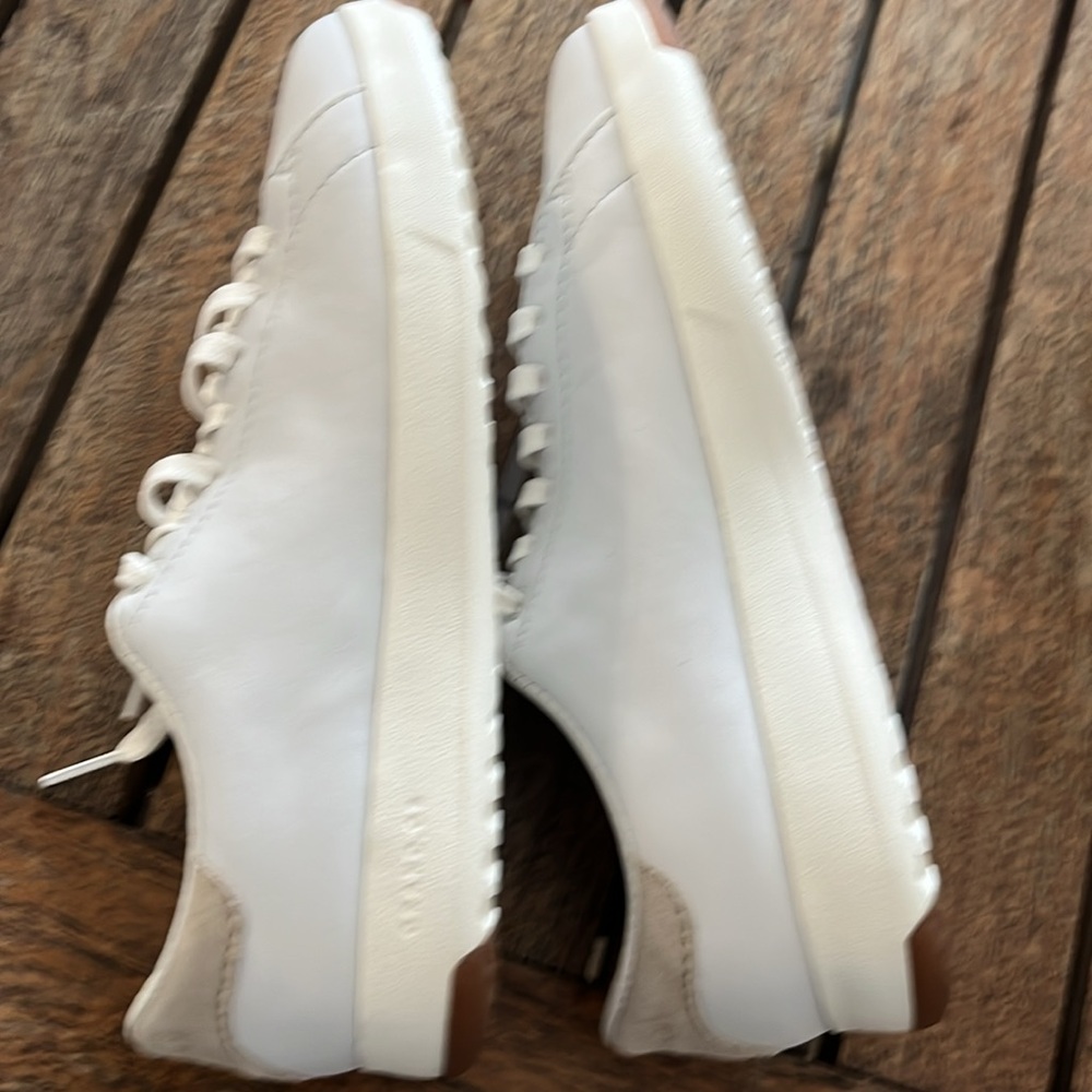 Col Haan GrandPro tennis shoes lightweight white size 5.5 B never worn outside - Picture 7 of 10